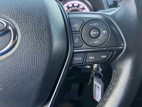 Used 2023 Toyota Camry SE image 22