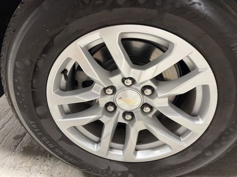 Used 2023 Chevrolet Suburban LT image 49