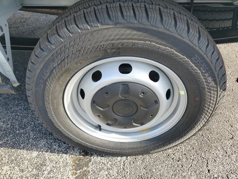 New 2026 Ford Transit 350 XL image 8