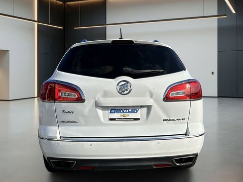 Used 2017 Buick Enclave Leather FWD image 6