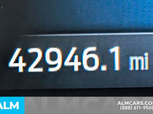 Used 2024 Ford Escape ST-Line image 34