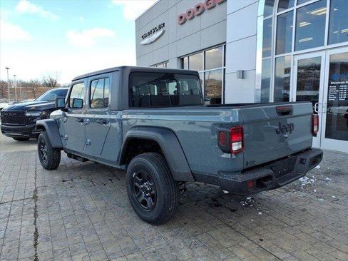 New 2026 Jeep Gladiator Sport image 8