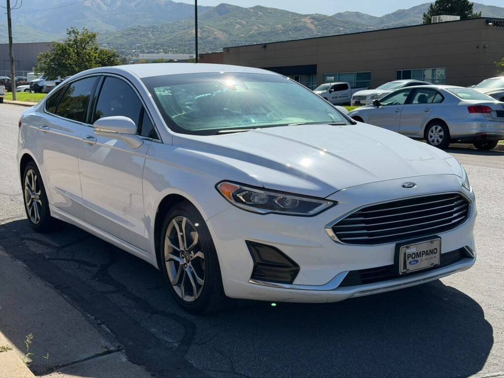 Used 2019 Ford Fusion SEL FWD image 6