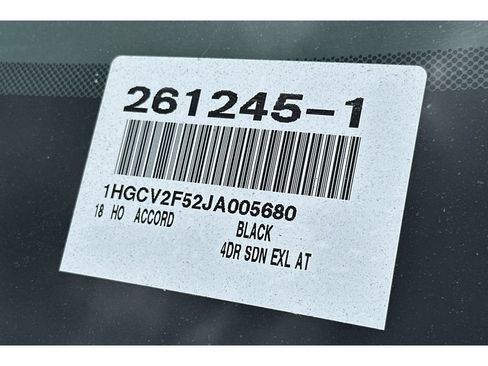 Used 2018 Honda Accord EX-L image 10