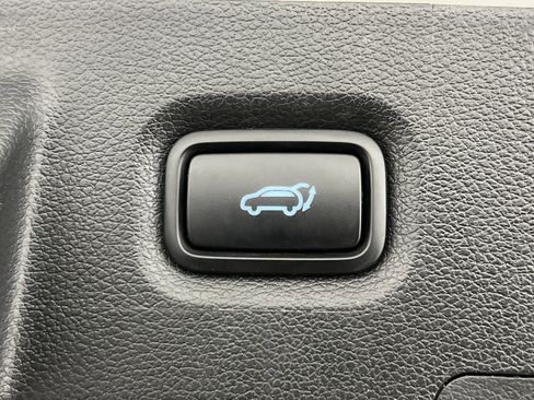 Used 2022 Hyundai Santa Fe Calligraphy image 25