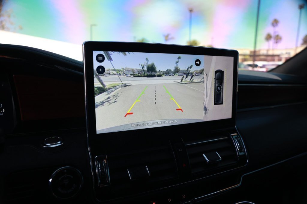 Used 2024 Lincoln Navigator L Reserve AWD/4WD image 27