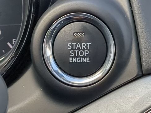 Used 2023 MAZDA CX-9 Touring image 28