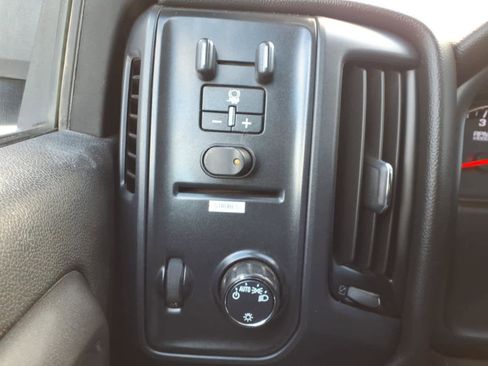 Used 2019 Chevrolet Silverado 2500 W/T w/ WT Convenience Package image 15