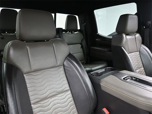 Used 2022 Chevrolet Silverado 1500 ZR2 image 27