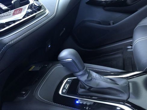 Certified 2025 Toyota Corolla XSE image 29