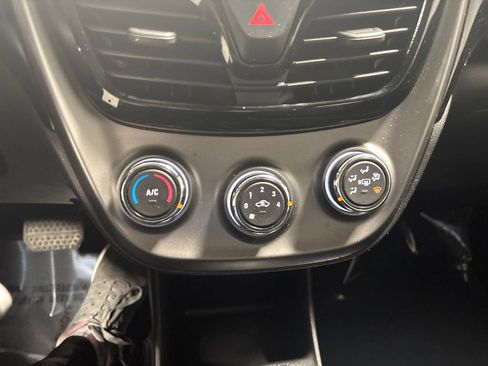 Used 2022 Chevrolet Spark LT image 19
