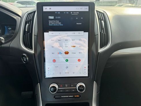 Used 2023 Ford Edge SEL image 15