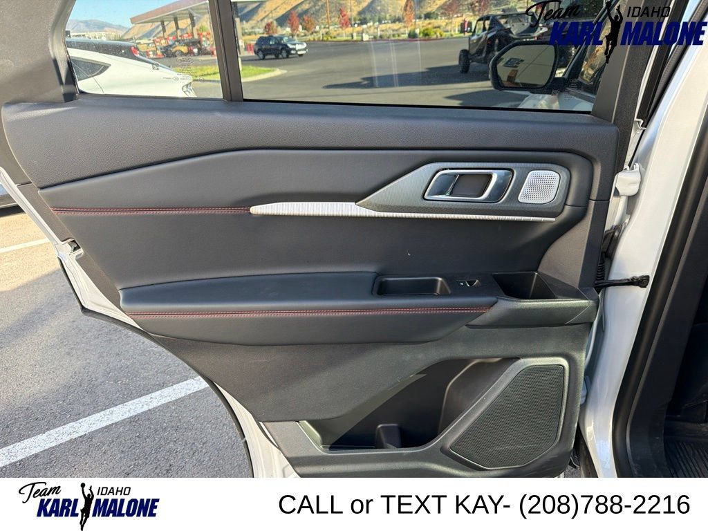 Used 2026 Ford Explorer ST w/ Sun And Sound Package AWD/4WD image 13