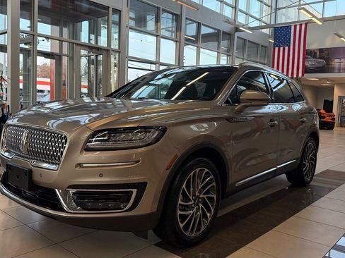 Used 2020 Lincoln Nautilus Reserve w/ Cargo Utility Package image 5