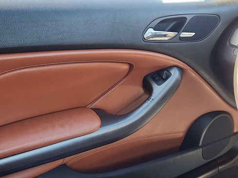 Used 2003 BMW M3 Convertible image 12