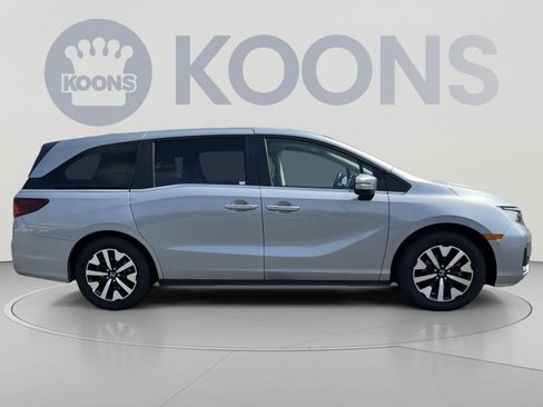 Used 2025 Honda Odyssey EX-L image 8