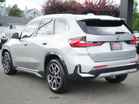 Used 2024 BMW X1 xDrive28i w/ Premium Package AWD/4WD image 3