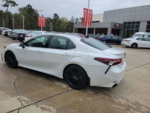 Certified 2023 Toyota Camry XSE image 3