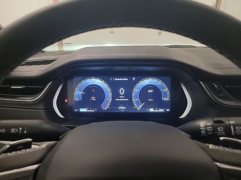 New 2025 Jeep Grand Cherokee L Limited w/ Luxury Tech Group II image 17