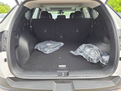 New 2025 Hyundai Tucson SEL image 8