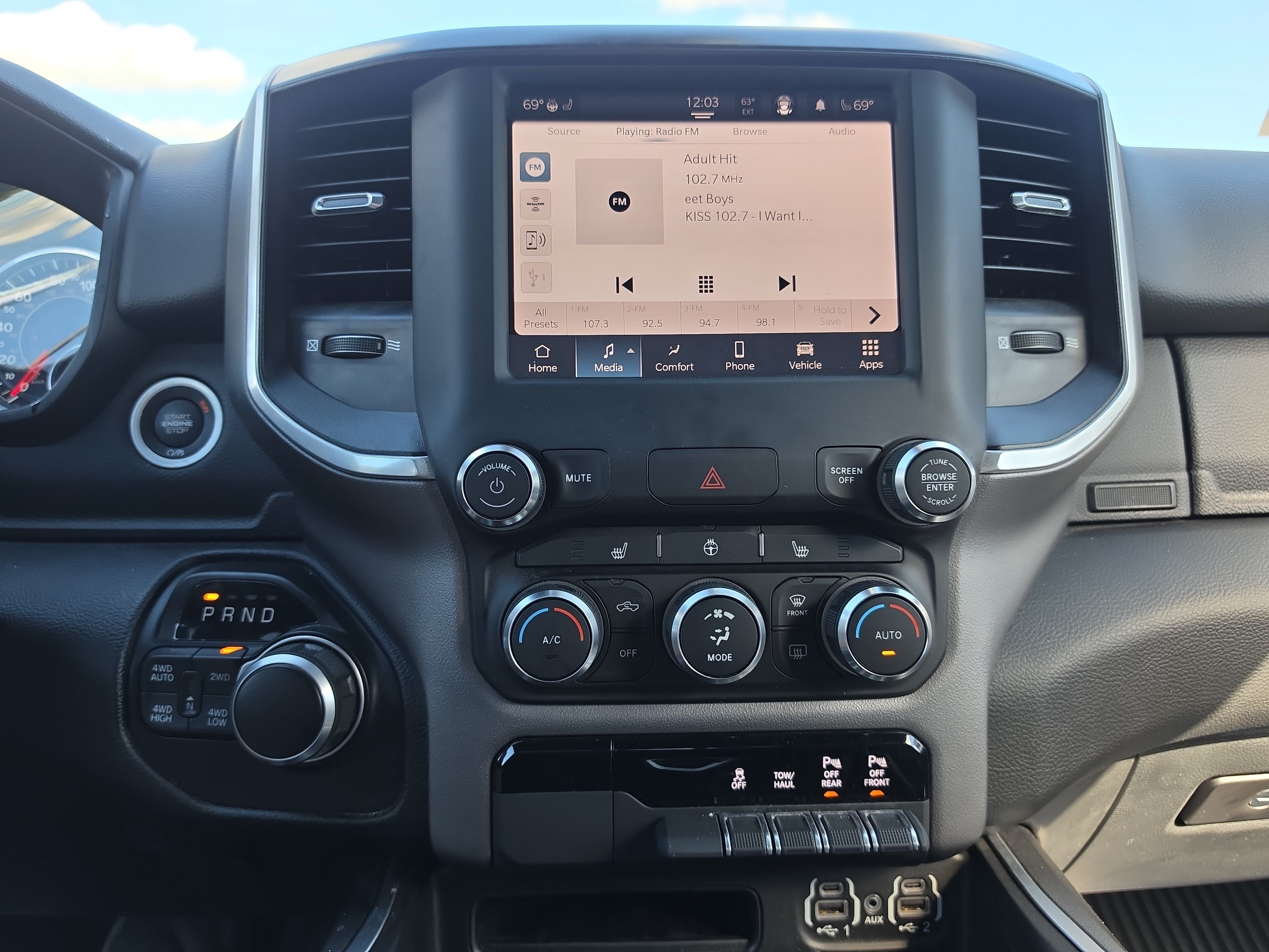 Used 2022 RAM 1500 Big Horn AWD/4WD image 27