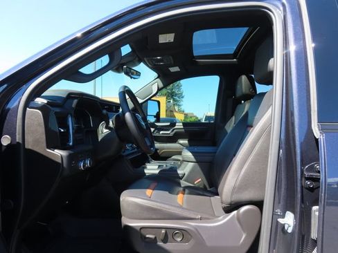 Certified 2025 GMC Sierra 3500 AT4 w/ AT4 Premium Plus Package AWD/4WD image 16