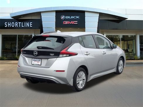 Used 2024 Nissan Leaf S image 3