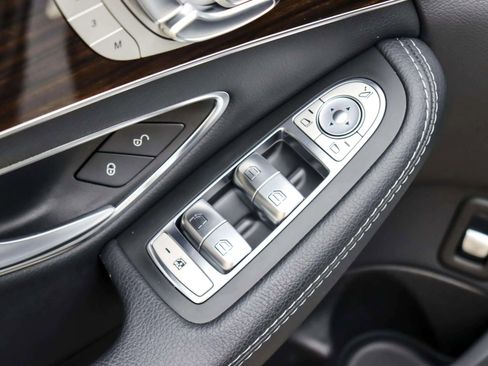 Used 2017 Mercedes-Benz C 300 4MATIC Sedan image 16
