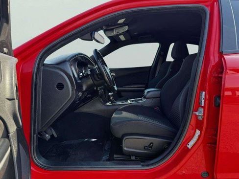 Used 2019 Dodge Charger GT RWD image 15