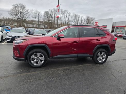 Used 2023 Toyota RAV4 XLE image 3