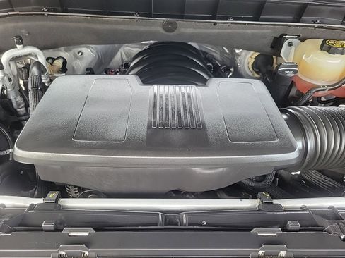 Used 2023 Chevrolet Tahoe Premier RWD image 12