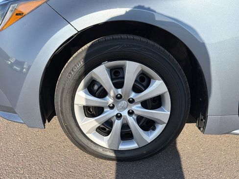 Used 2024 Toyota Corolla LE image 19