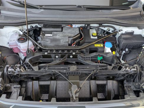 Used 2023 Audi Q4 e-tron Premium Plus w/ Premium Plus image 23