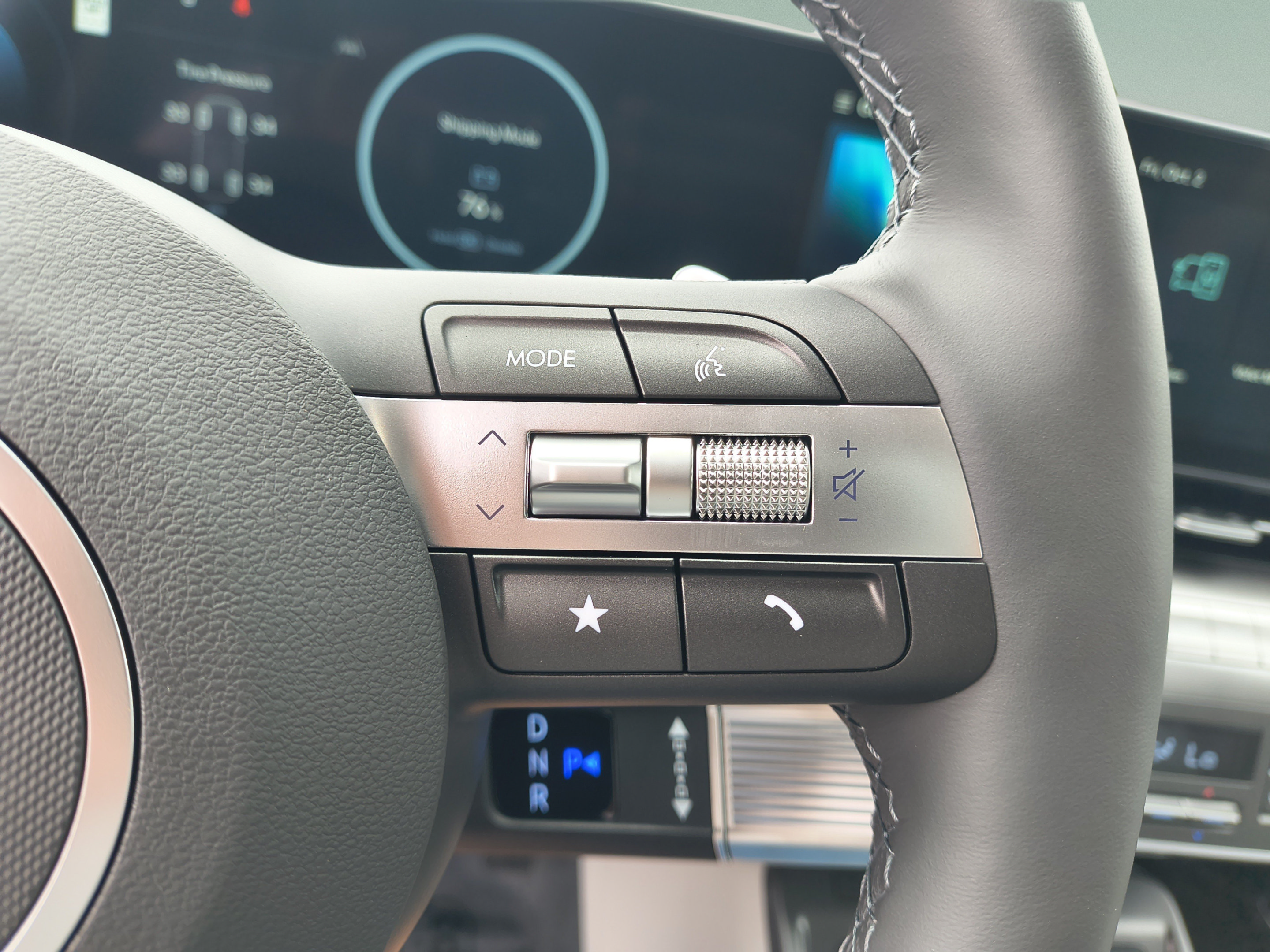 New 2027 Hyundai Kona Limited FWD image 32
