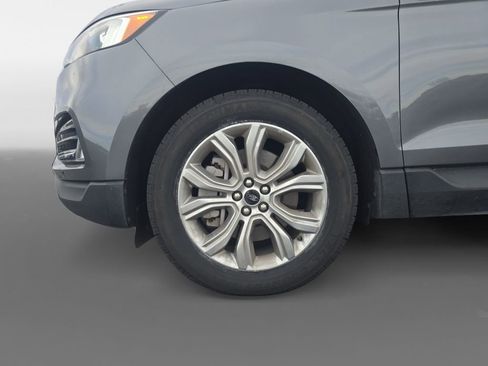 Used 2024 Ford Edge Titanium image 15