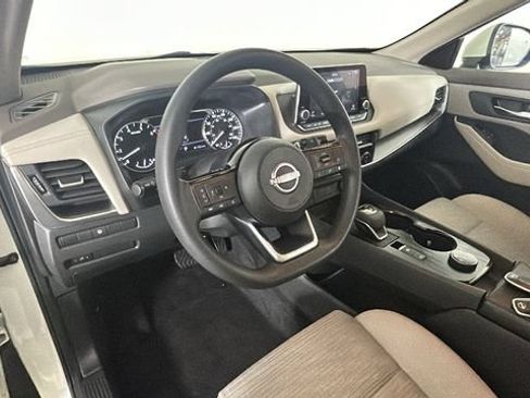 Used 2023 Nissan Rogue SV AWD/4WD image 12