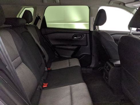 Used 2024 Nissan Rogue SV image 19