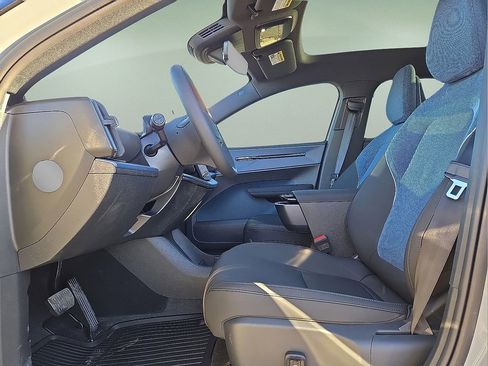 New 2026 Volvo EX30 Ultra image 17