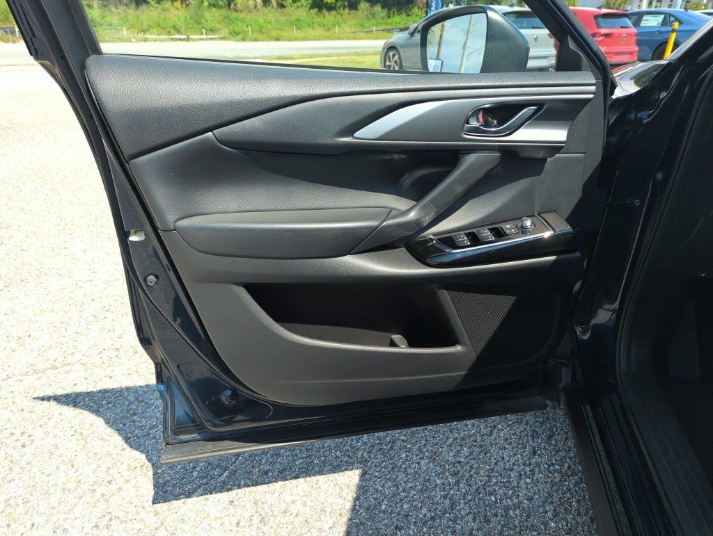 Used 2023 MAZDA CX-9 Touring AWD/4WD image 18