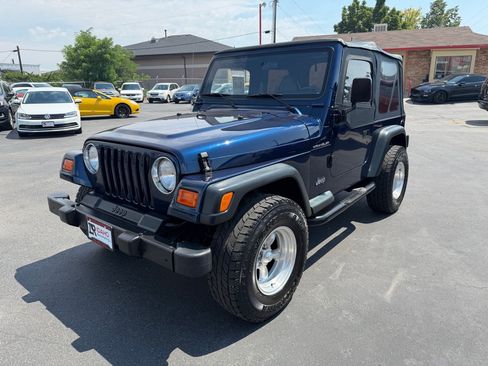 Used 2000 Jeep Wrangler SE AWD/4WD image 2