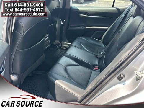 Used 2020 Toyota Camry XLE w/ Cold Weather Package AWD/4WD image 11