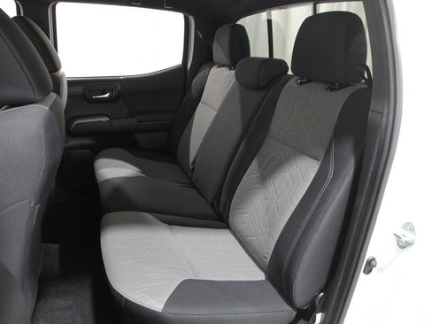 Used 2023 Toyota Tacoma TRD Off-Road image 22