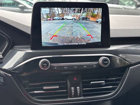 Used 2025 Ford Escape ST-Line image 24