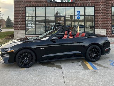 Used 2023 Ford Mustang GT Premium w/ GT Performance Package image 2