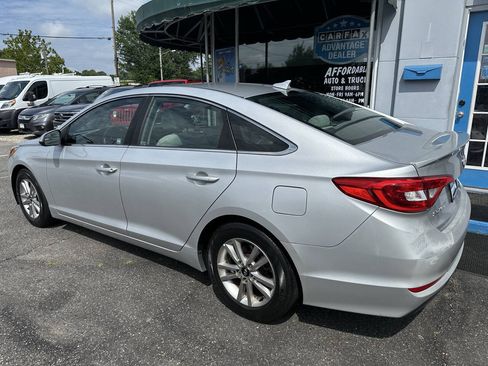 Used 2016 Hyundai Sonata SE FWD image 6