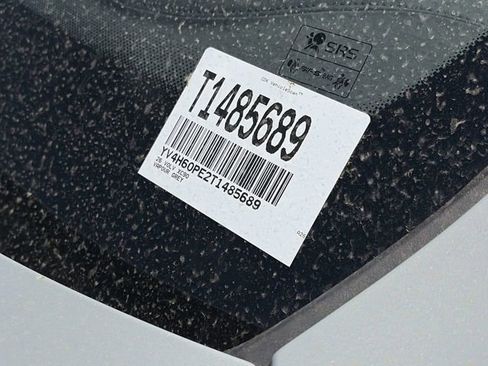 New 2026 Volvo XC90 T8 Plus w/ Protection Package Premier AWD/4WD image 24