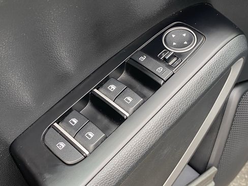 Used 2023 Kia Soul LX w/ Option Group 015 image 16