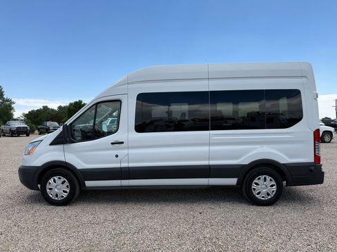 Used 2016 Ford Transit 350 XLT RWD image 6