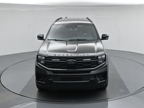 New 2026 Ford Expedition Max Platinum w/ Stealth Appearance Package image 39