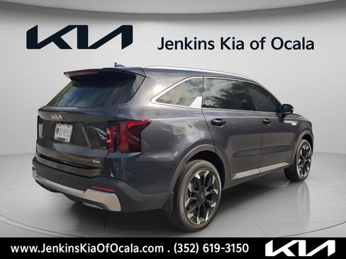 New 2026 Kia Sorento EX AWD/4WD image 3